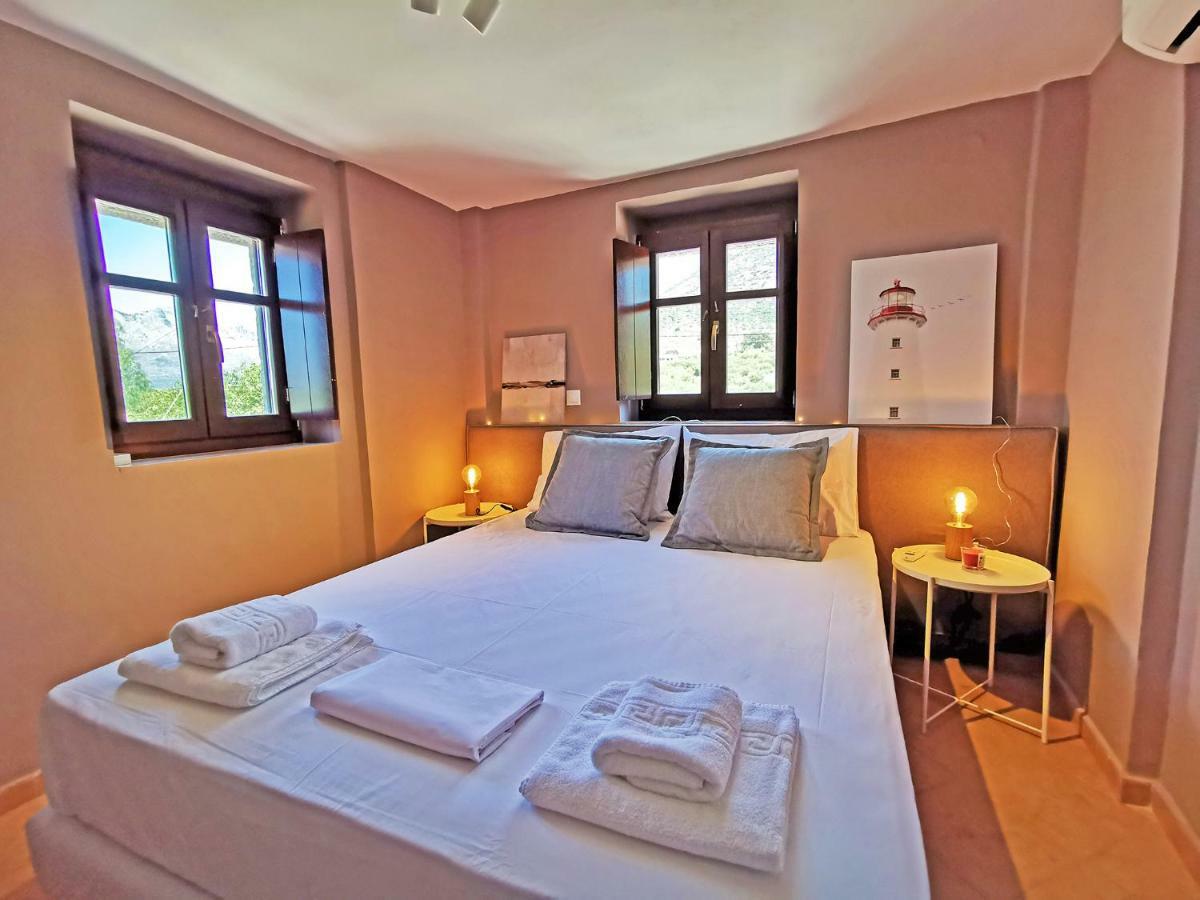 Anaroussa Diros Maisonette Areopoli Eksteriør billede